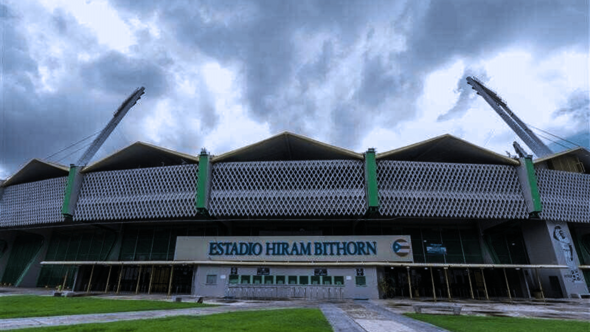 Hiram Bithorn